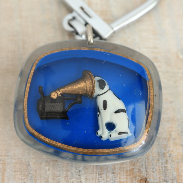 ブルボンキーホルダー ニッパー 犬 PATHE MARCONI