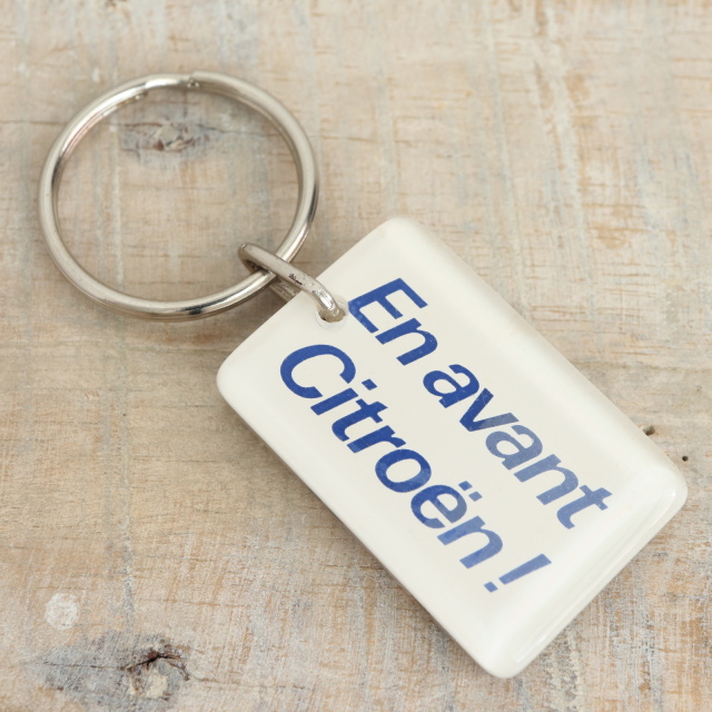 ブルボンキーホルダー サヴィニャック シトロエン Savignac En avant