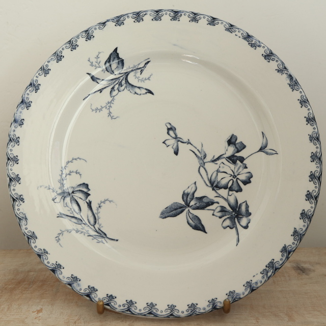 アンティークプレート デザート皿 VEGA フランス サルグミンヌ製 U&C SARREGUEMINES