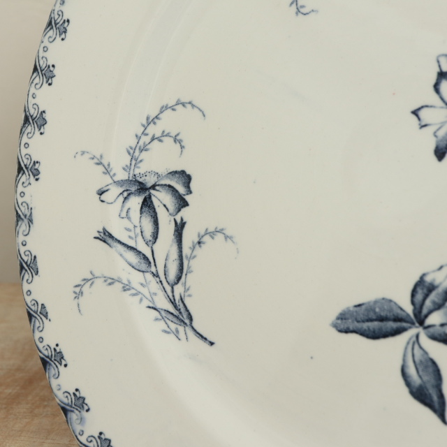 アンティークプレート デザート皿 VEGA フランス サルグミンヌ製 U&C SARREGUEMINES