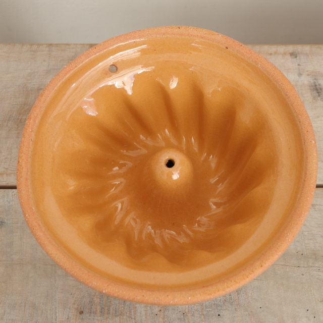 クグロフ型 コウノトリ ナチュラル 16cmサイズ アルザス地方 スフレンハイム焼き 陶器製