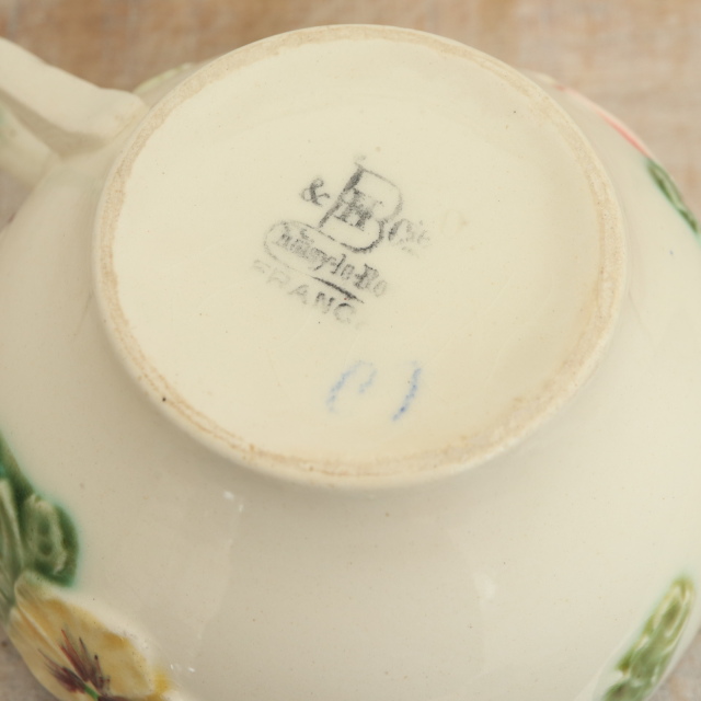 アンティーク ショコラカップ＆ソーサー パンジー バルボティーヌ フランス ショワジールロワ製 Choisy le Roi