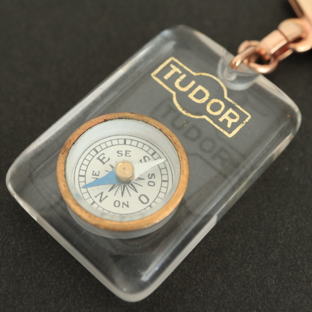 ブルボンキーホルダー チュードル 方位磁針 TUDOR