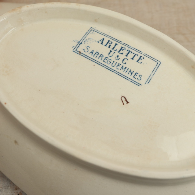 アンティーク ラヴィエ イチゴ オーバル皿 フランス サルグミンヌ製 ARLETTE U&C SARREGUEMINES