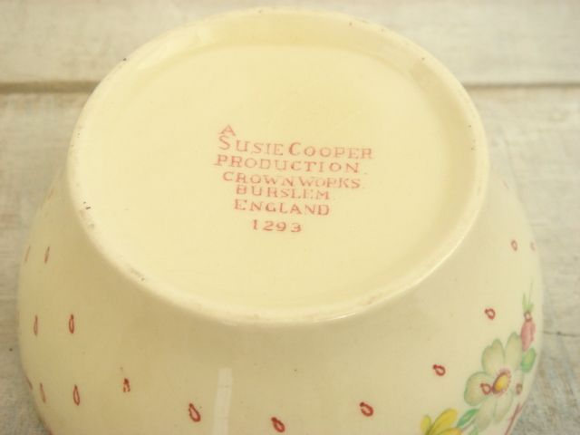 Susie cooper スージークーパー レッドプランタン 小花 シュガーボウル