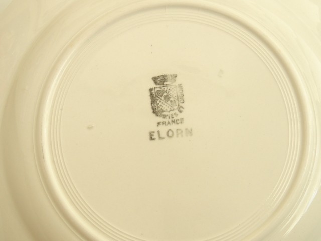 アンティーク皿 ELORN SARREGUEMINES & DIGOIN製