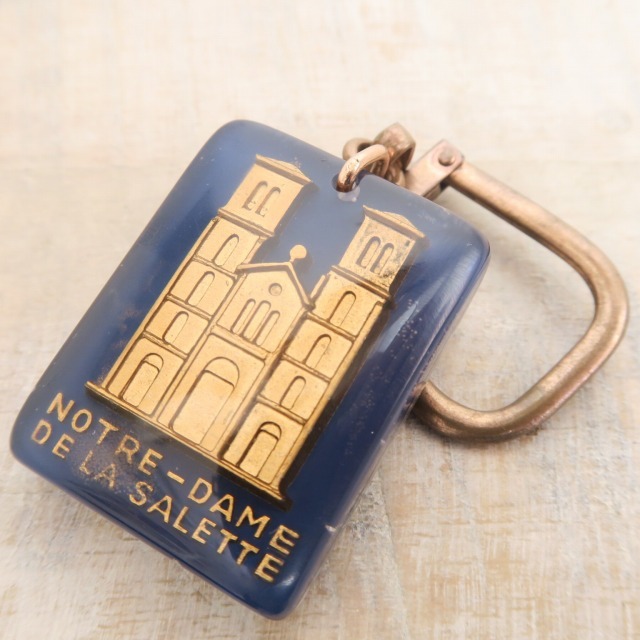 ブルボンキーホルダー ラ・サレットの聖母 NOTRE DAME DE LA SALETTE