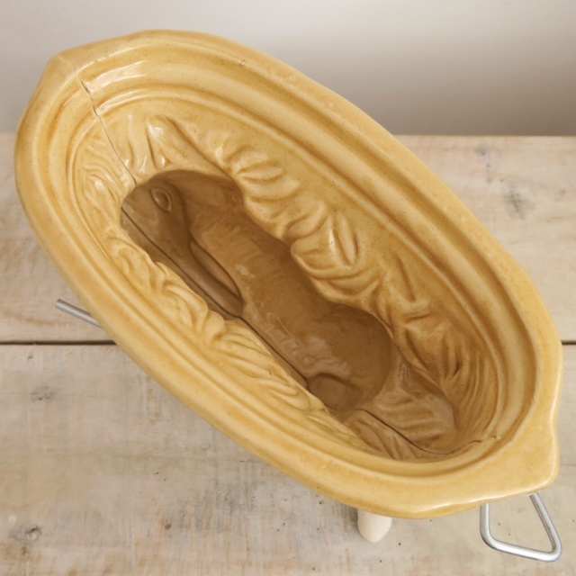 ラパンパスカル ウサギの型 陶器製 アルザス地方 スフレンハイム焼