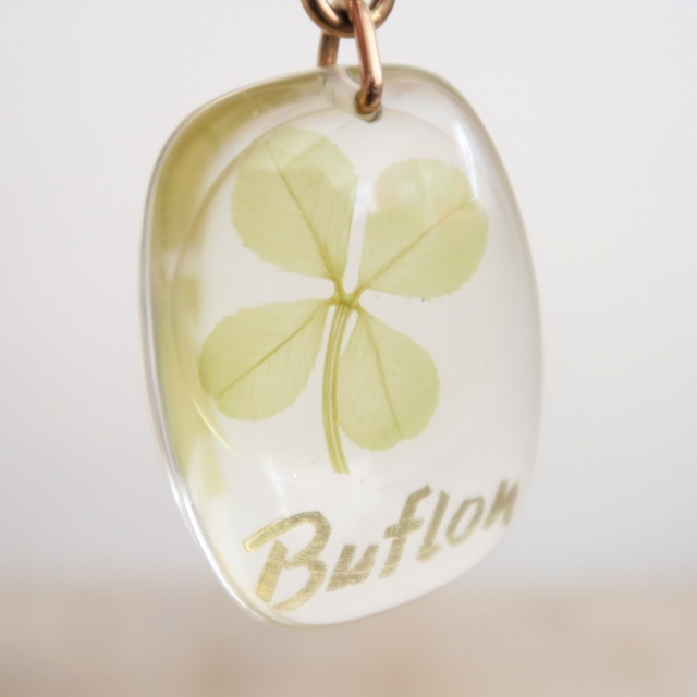 ブルボンキーホルダー 四つ葉のクローバー Buflon