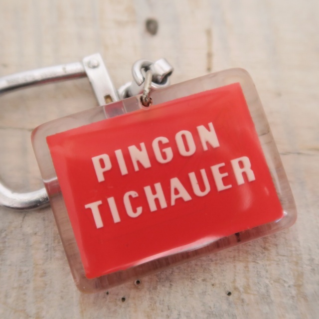 PINGON TICHAUER ブルボンキーホルダー