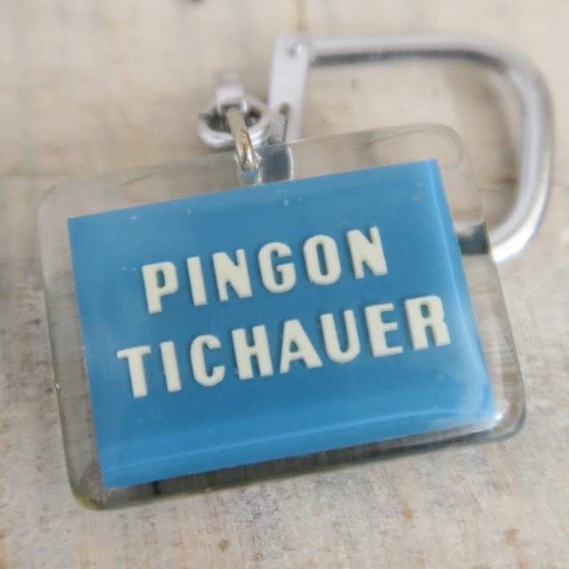 PINGON TICHAUER ブルボンキーホルダー