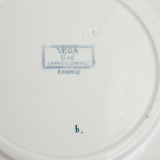 アンティークプレート 深皿 ベガ フランス サルグミンヌ製 VEGA U&C SARREGUEMINES