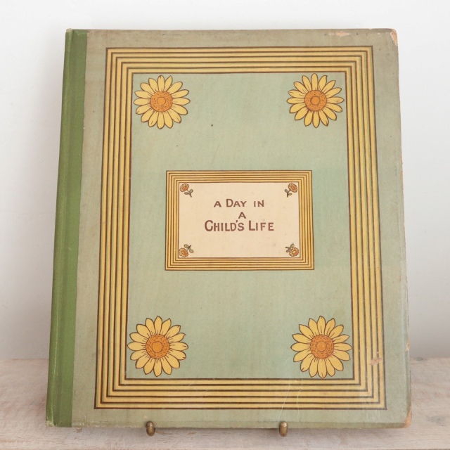 ケイト・グリーナウェイ A DAY IN A CHILD'S LIIFE 初版本  Kate Greenaway