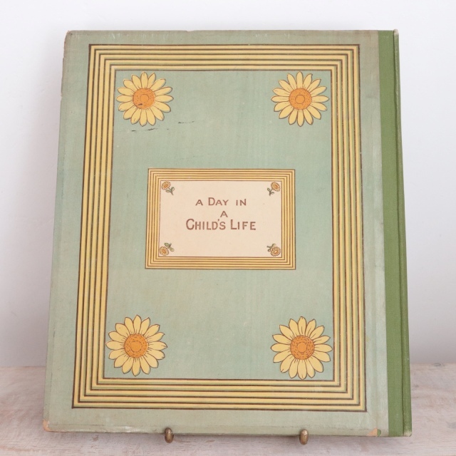 ケイト・グリーナウェイ A DAY IN A CHILD'S LIIFE 初版本  Kate Greenaway