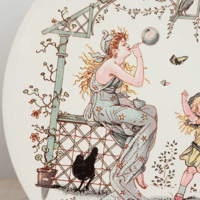 アンティークプレート Les petites filles et les bulles de savon フランス サルグミンヌ製 U&C SARREGUEMINES