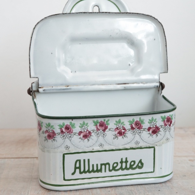 BB社 ローズガーランド アンティーク ホウロウ アリュメット缶 ALLUMETTES
