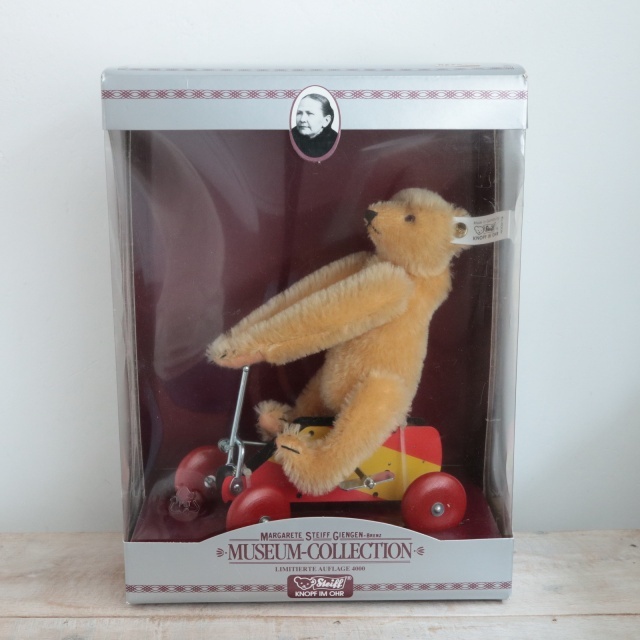 シュタイフ テディベア Steiff UR TEDDY MUSEUM COLLECTION