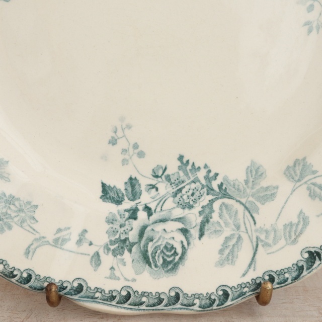 美品　ジョワジールロワ　nantais　平皿　フランスアンティーク Choisy le roi ショワジールロワ フロレアル 平皿 φ22cm