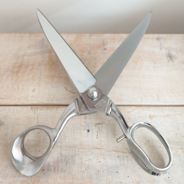 ノジャン製 裁ちばさみ Nogent Professional scissors Tailleur Paris 25cm