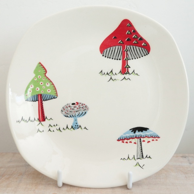 ミッドウィンター 毒キノコ トードストゥール ティートリオ MIDWINTER Toad Stools
