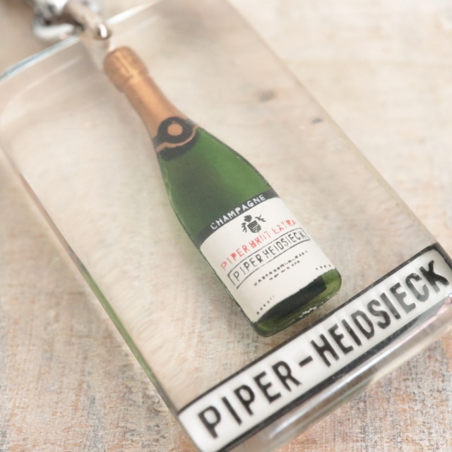 ブルボンキーホルダー シャンパン PIPER HEIDSIECK