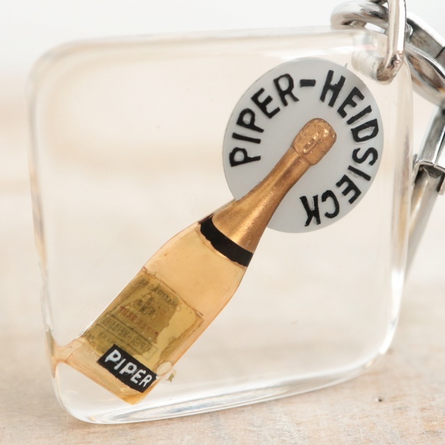 ブルボンキーホルダー シャンパン PIPER HEIDSIECK