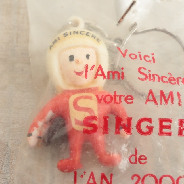 フレンチキーホルダー シンガーミシン 袋入り SINGER