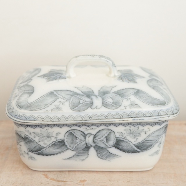 Sarreguemines 石鹸入れ 小物入れ アクセサリー u&c 丸型ソープ