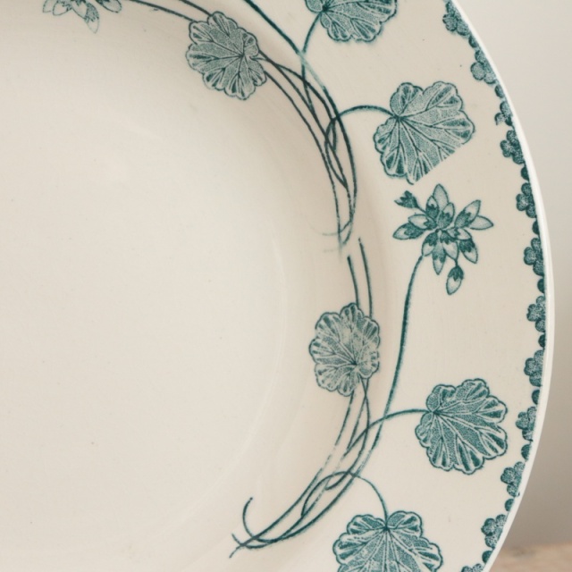アンティークプレート ゼラニウム 深皿 GERANIUM フランス サルグミンヌ製 U&C SARREGUEMINES