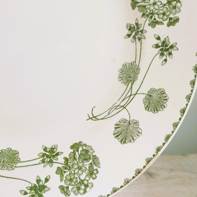 アンティークプレート ゼラニウム 大皿 GERANIUM フランス サルグミンヌ製 U&C SARREGUEMINES