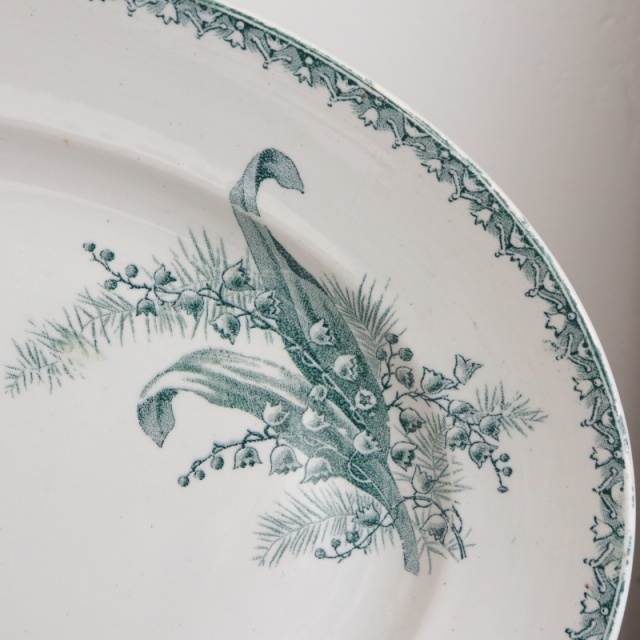 アンティーク スズラン 大きなオーバル皿 MUGUET フランス サンタマン製 ST.AMAND AMANDINOISE