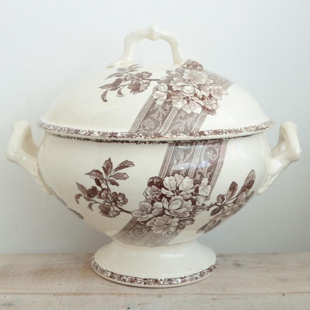 アンティーク スーピエール フランス ショワジールロワ製 CHOISY LE ROI