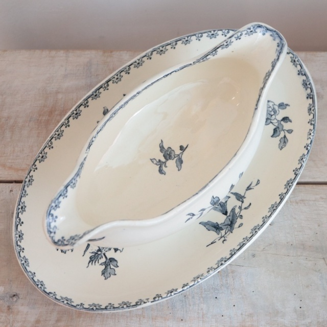 アンティーク ソーシエール ファヴォリ フランス サルグミンヌ製