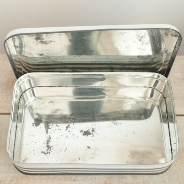 エルベ・モルバン アルザシェンヌ ビスケット缶  L'ALSACIENNE GRILL'OR