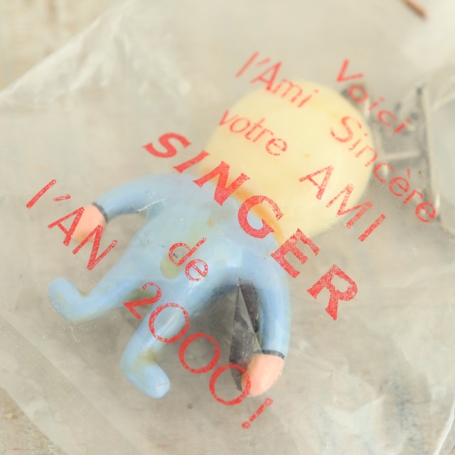 シンガーミシン ビンテージ フレンチキーホルダー 袋入り SINGER