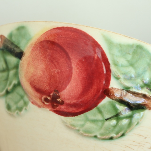 アンティーク カフェオレボウル リンゴ バルボティーヌ フランス ショワジールロワ製 Choisy le Roi