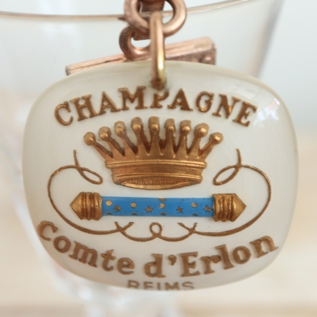 プルミ ブルボンキーホルダーChampagne Comte d Erlon ☆ブルボン・キーホルダー CHAMPAGNE ” Comte d'Erlon ” REIMS