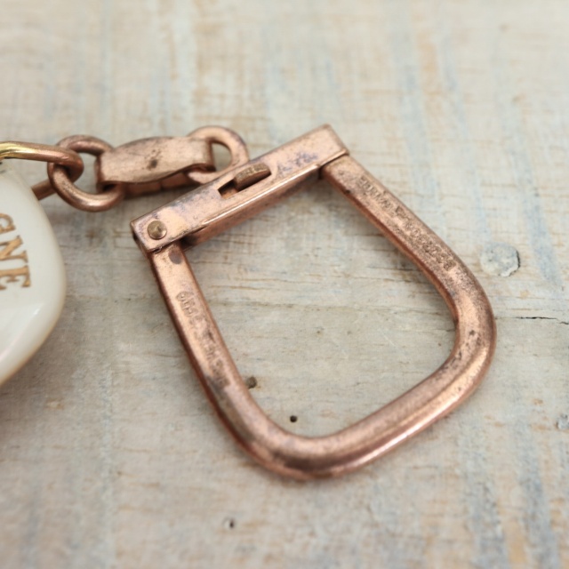 ブルボンキーホルダー シャンパン CHAMPAGNE COMTE D'ERLON REIMS