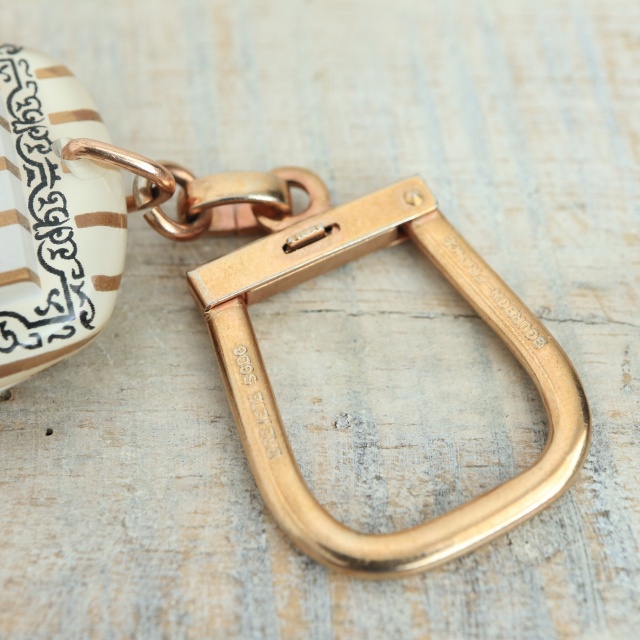 ブルボンキーホルダー フィガロ LE FIGARO 1866-1966