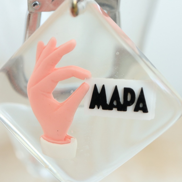 ブルボンキーホルダー ゴム手袋 MAPA