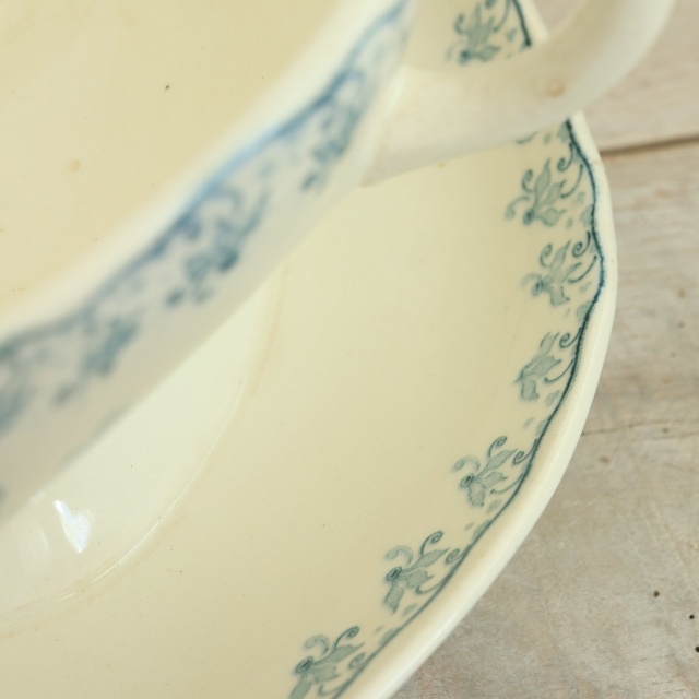 アンティーク ソーシエール シクラメン CYCLAMEN フランス ショワジールロワ製 CHOISY LE ROI