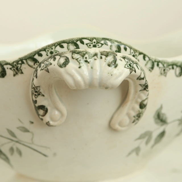 アンティーク ソーシエール CAIFFA フランス サンタマン製 SAINT AMAND