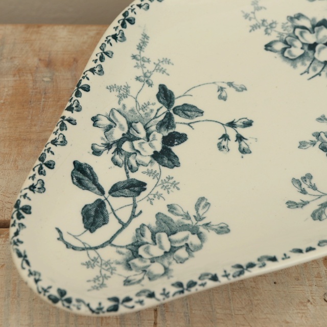 専用❣️フランス サンタマン ブルーのカーネション オーバルプレート 大皿　他同梱 アンティーク ラヴィエ オーバル皿 フランス サンタマン製 SAINT