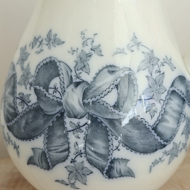 アンティーク ピシェ ROSETTE フランス サルグミンヌ製 U&C SARREGUEMINES