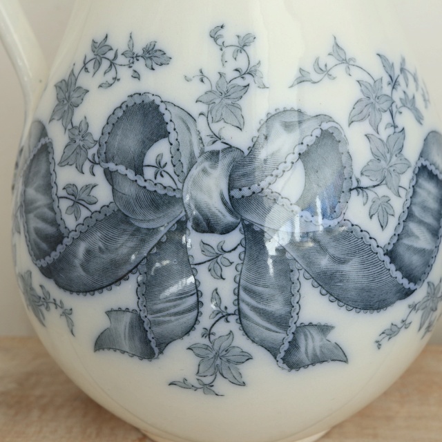 アンティーク ピシェ ROSETTE フランス サルグミンヌ製 U&C SARREGUEMINES