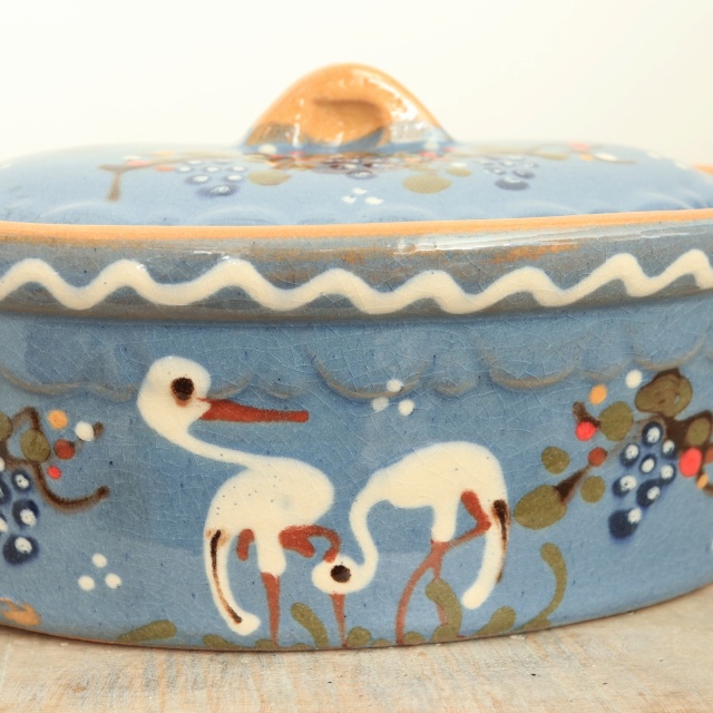 ベッコフ鍋 コウノトリ ライトブルー 23cmサイズ アルザス地方 スフレンハイム焼き 陶器製