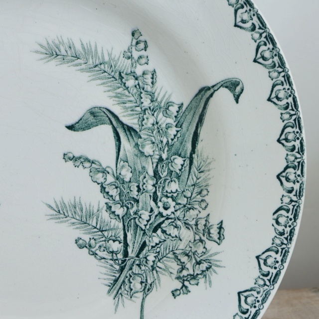 アンティーク プレート スズラン 皿 MUGUET フランス サンタマン製 ST.AMAND AMANDINOISE