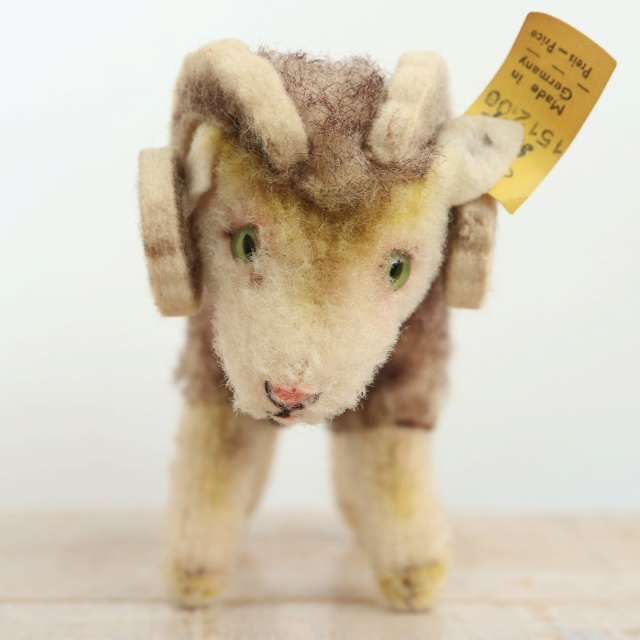 アンティーク シュタイフ 牡羊 おひつじ Steiff Wotan 12cm