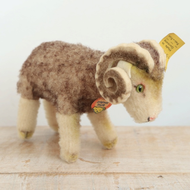 アンティーク シュタイフ 牡羊 おひつじ Steiff Wotan 12cm
