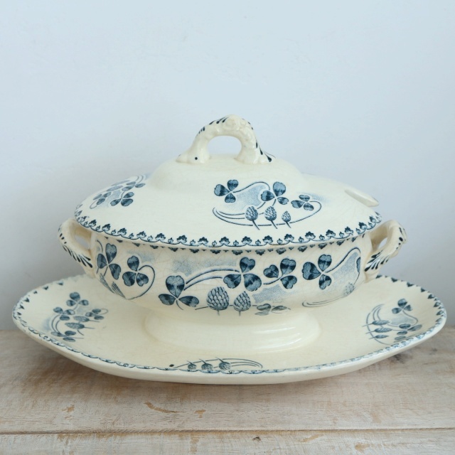 アンティーク ソーシエール シロツメクサ CATINAT フランス Emile bourgeois GRAND DEPOT